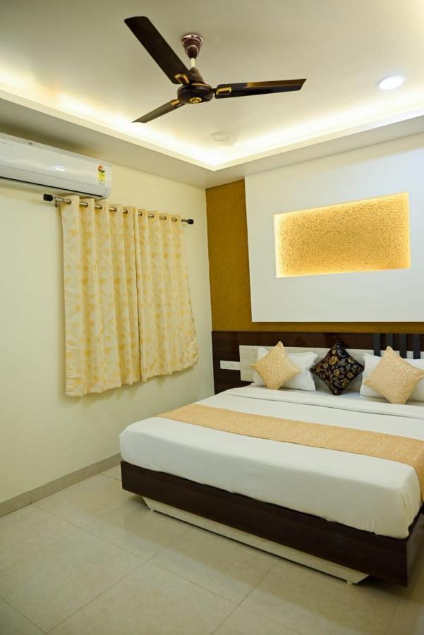 Hotel Golden Bliss 博帕尔 外观 照片