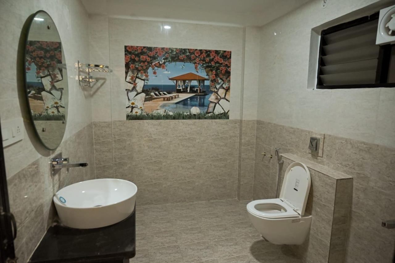 Hotel Golden Bliss 博帕尔 外观 照片